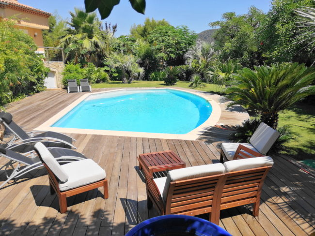 piscine-location-villa-carqueiranne